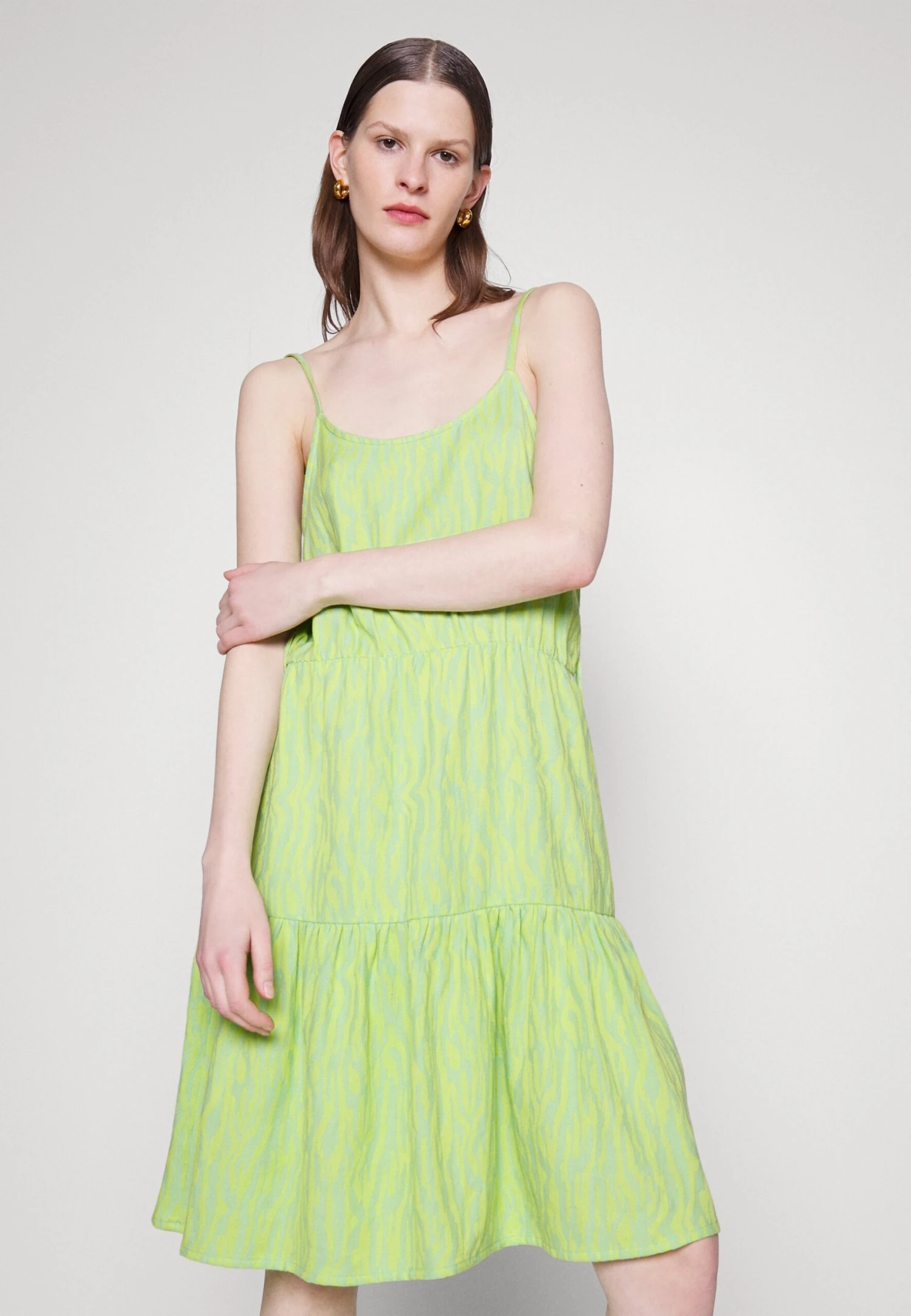 Rose Short Dress- Day Dress - Wild Lime - Image 4