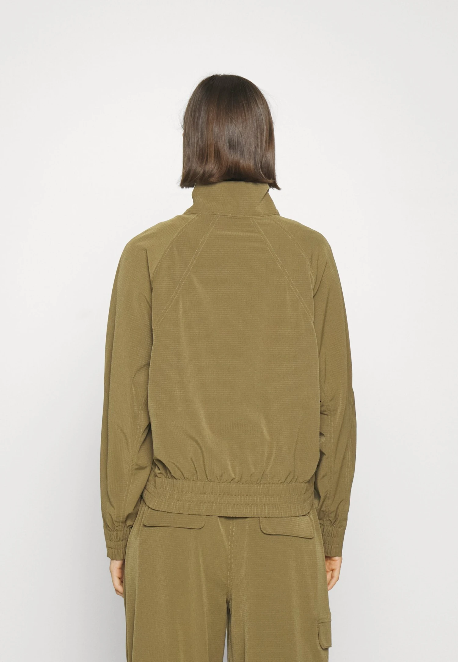 Athleta Boundless Popover - Windbreaker - Acacia Olive - Image 3