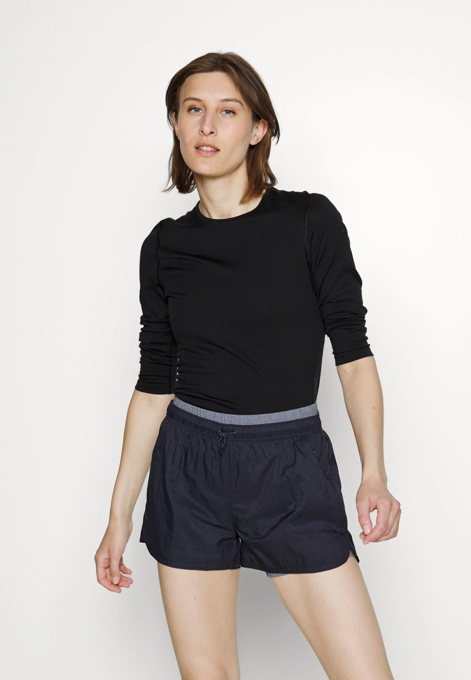 Jack Wolfskin Tasman Shorts W - Outdoor Shorts - Graphite - Image 4