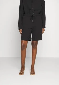 Blanche Bounce- Shorts - Black