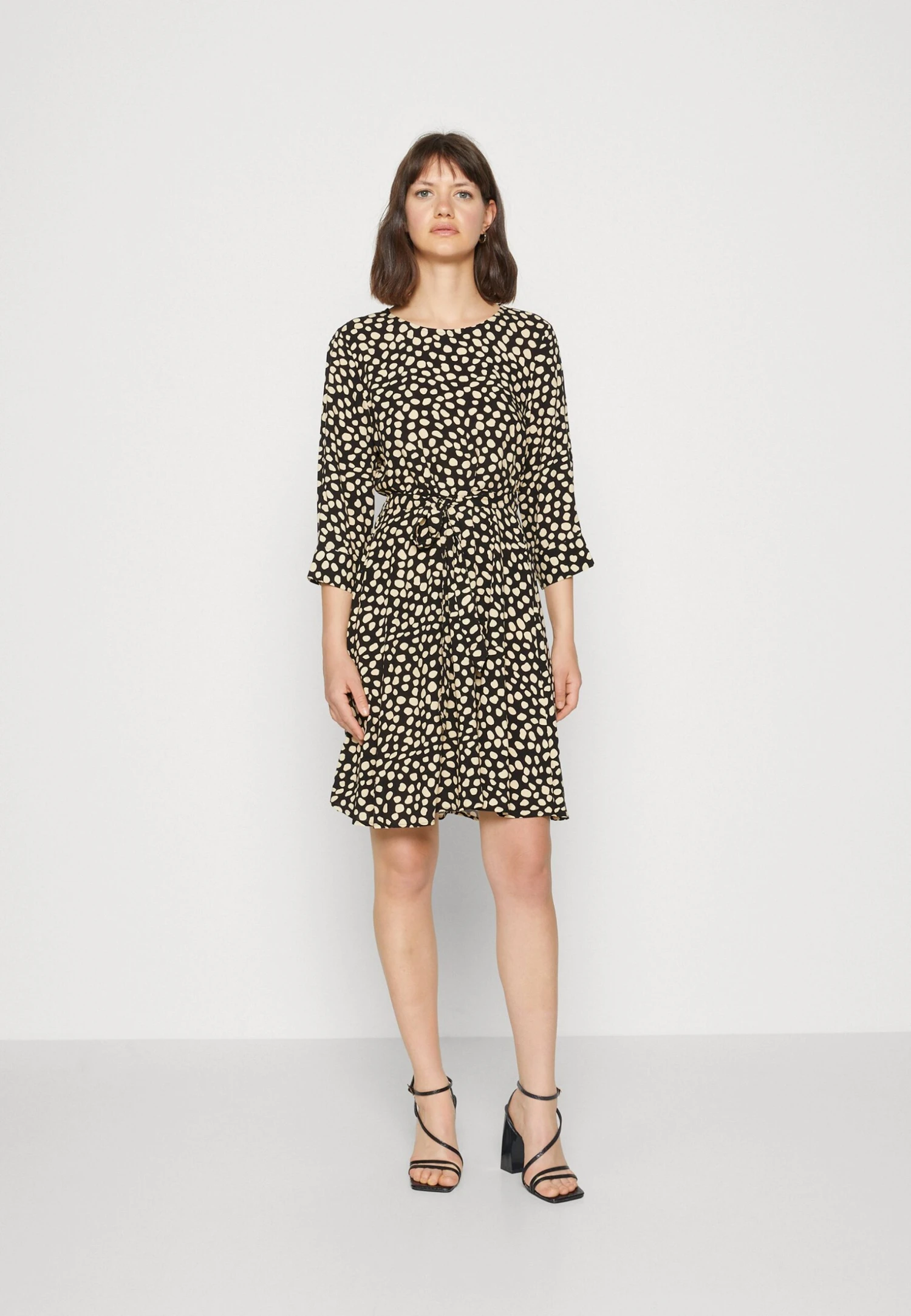 Vila Vicelina O Neck 3/4 Dress - Day Dress - Black/Sandsheel