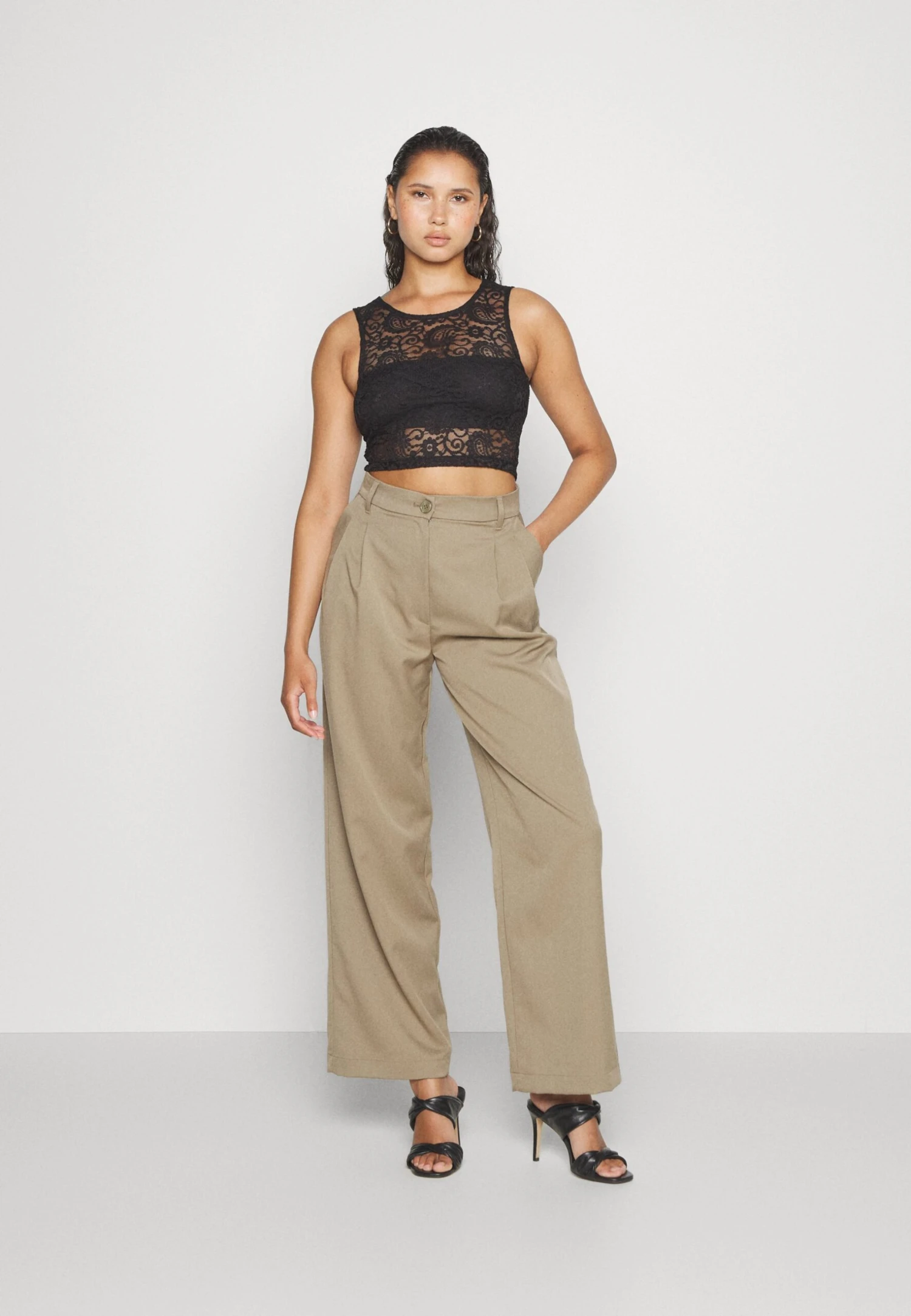 Even&Odd Top - Black - Image 5