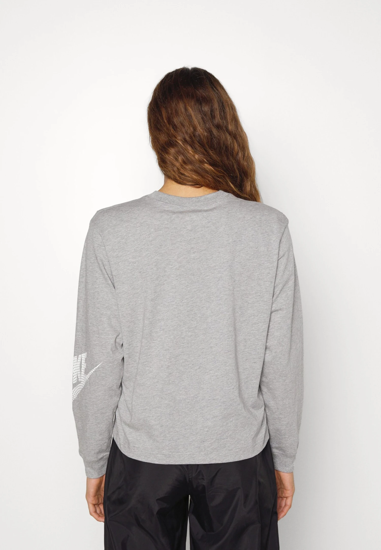Nike Sportswear Long Sleeved Top - Long Sleeved Top - Image 4