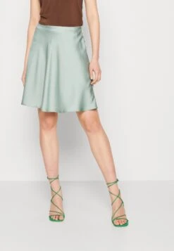 Vila Viellette Short Skirt - A-Line Skirt - Green Milieu