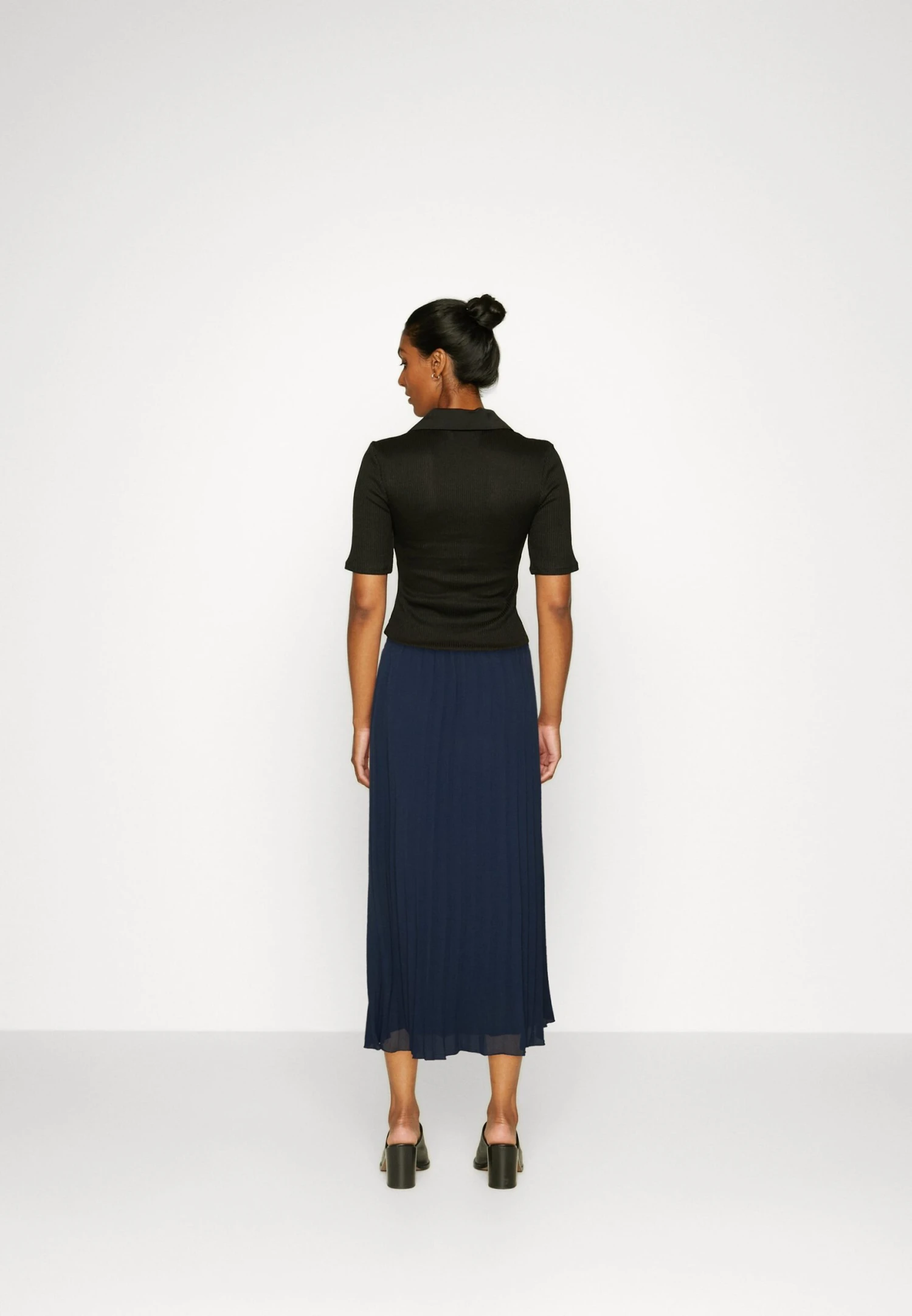 Kaffe Gitta Plisse Skirt - Pleated Skirt - Image 3