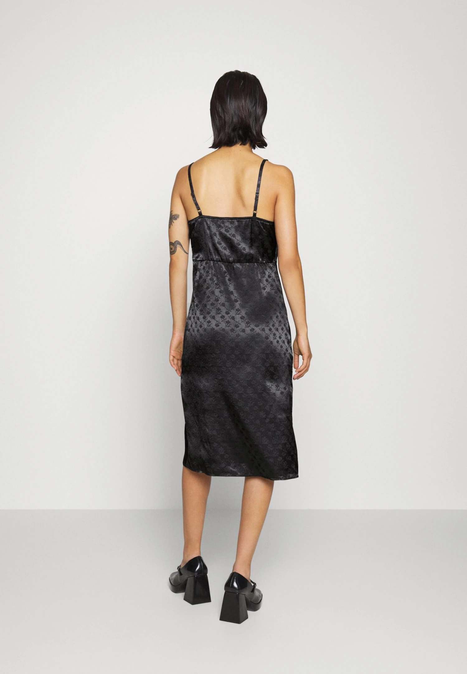 Hollister Co. Bare Midi - Cocktail Dress / Party Dress - Image 3