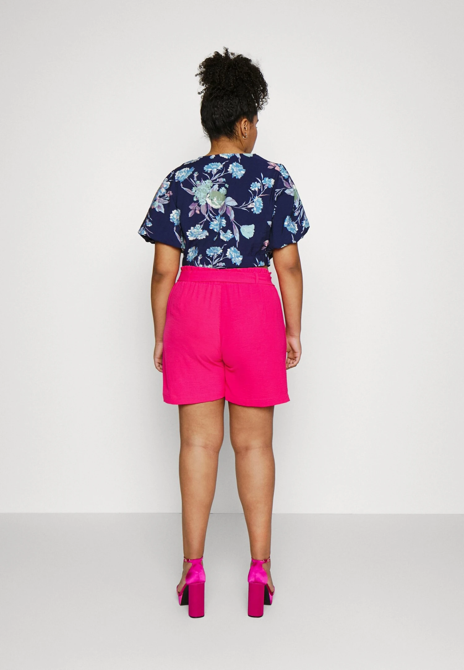 Onclavender Mette - Shorts - Image 3