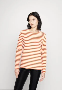 Soaked In Luxury Slneo Tee - Long Sleeved Top - White/Grenadine