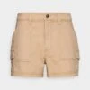 Hollister Co. Chain Mom - Shorts - Natural