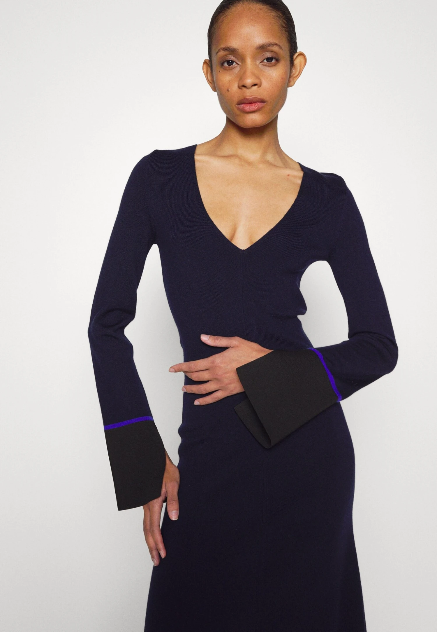 Victoria Beckham V Neck Dress With Cut Out - Jumper Dress - Navy - Image 6