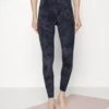 Sweaty Betty Super Soft Yoga Leggings - Leggings - Black