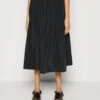 ARKET A-Line Skirt - Black