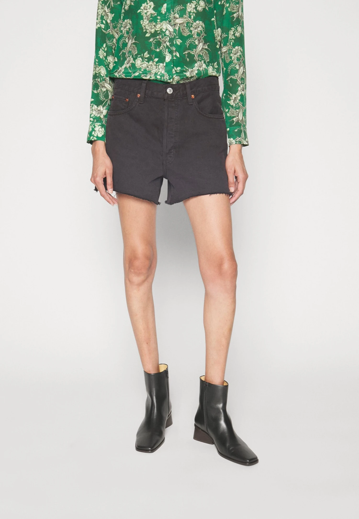 RE/DONE 90S Low Slung - Denim Shorts - Image 3