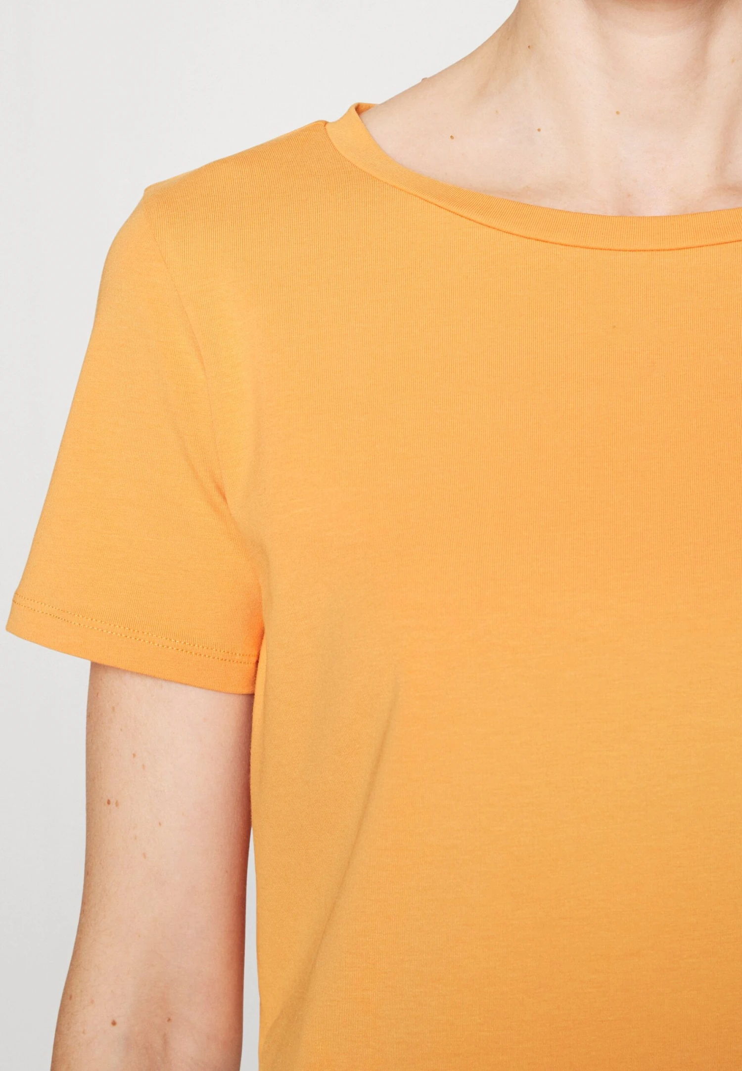 Multib - Basic T-Shirt - Arancio - Image 6