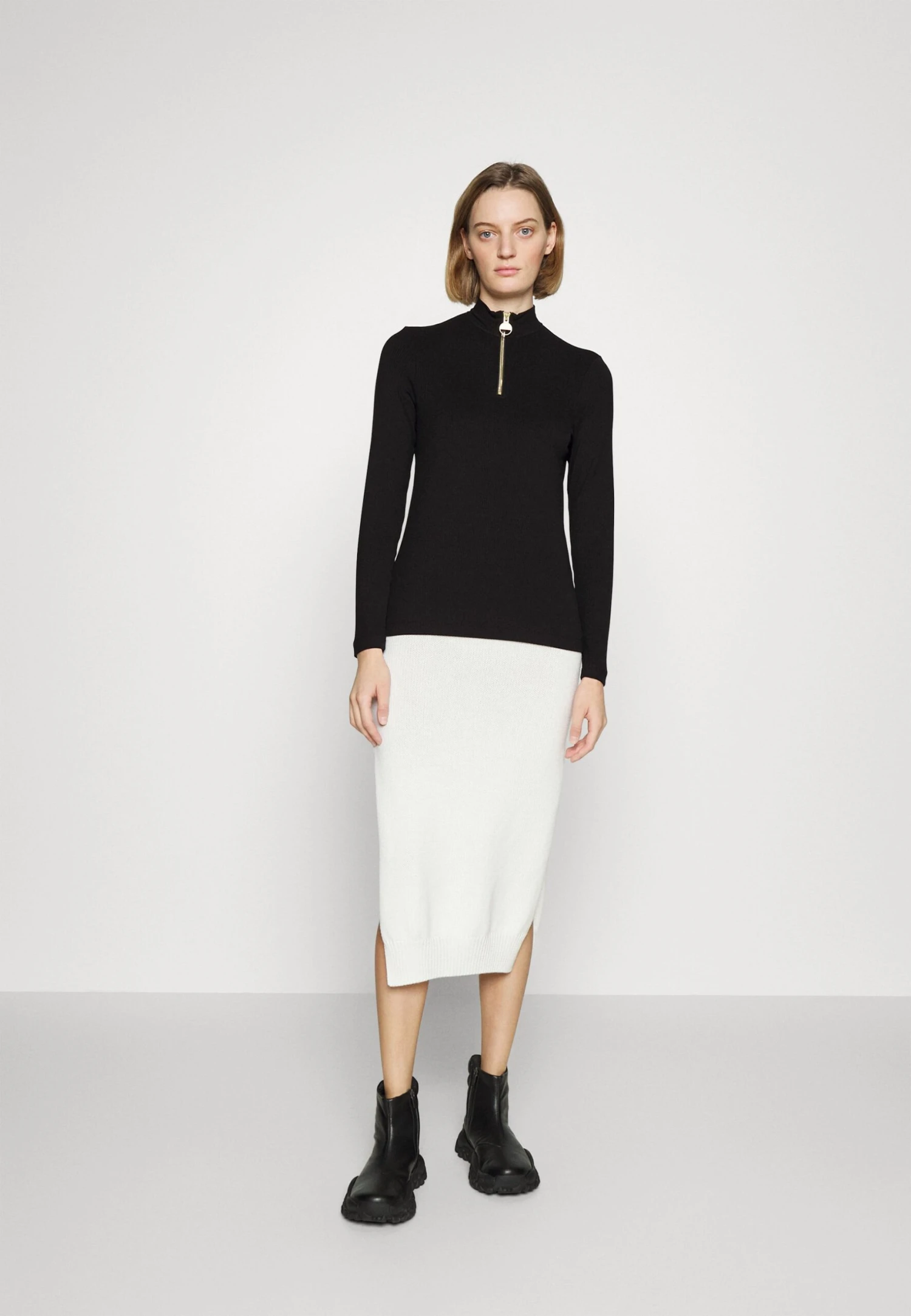 Carmona - Long Sleeved Top - Black - Image 2