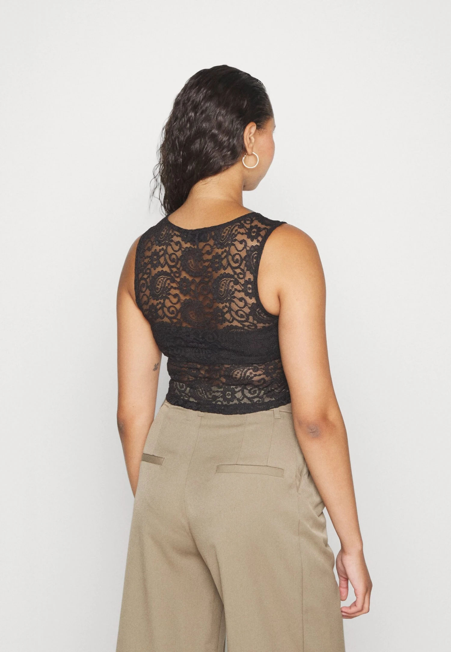 Even&Odd Top - Black - Image 4