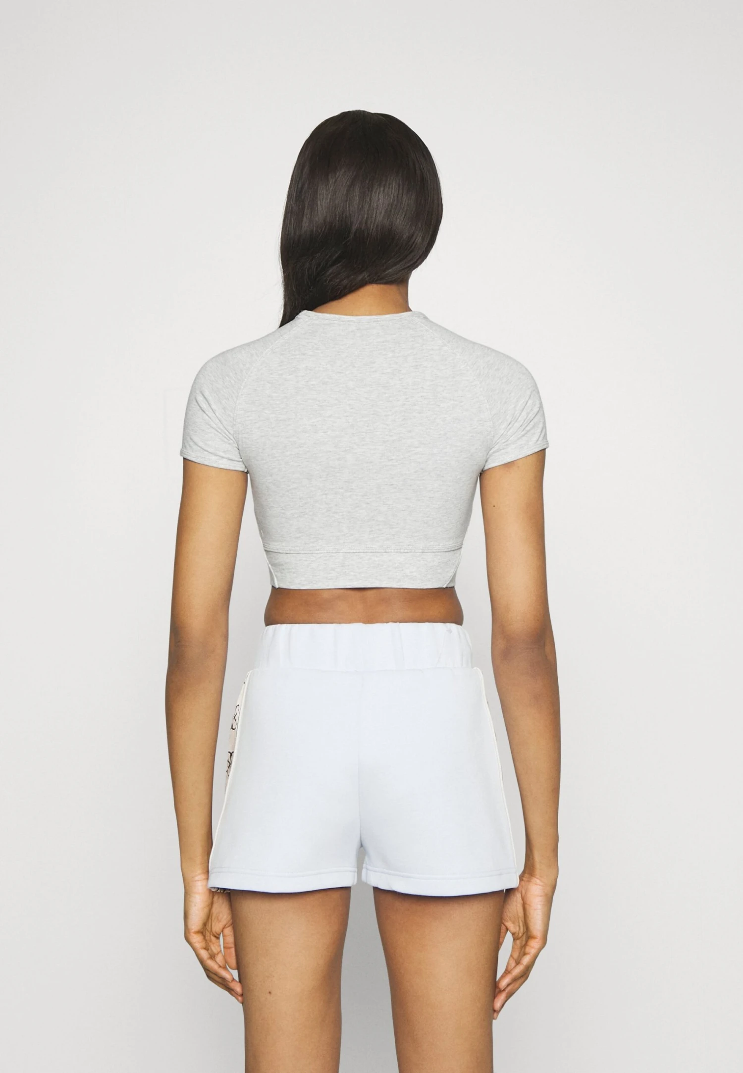 Guess Aline Crop Eco S - Print T-Shirt - Image 3