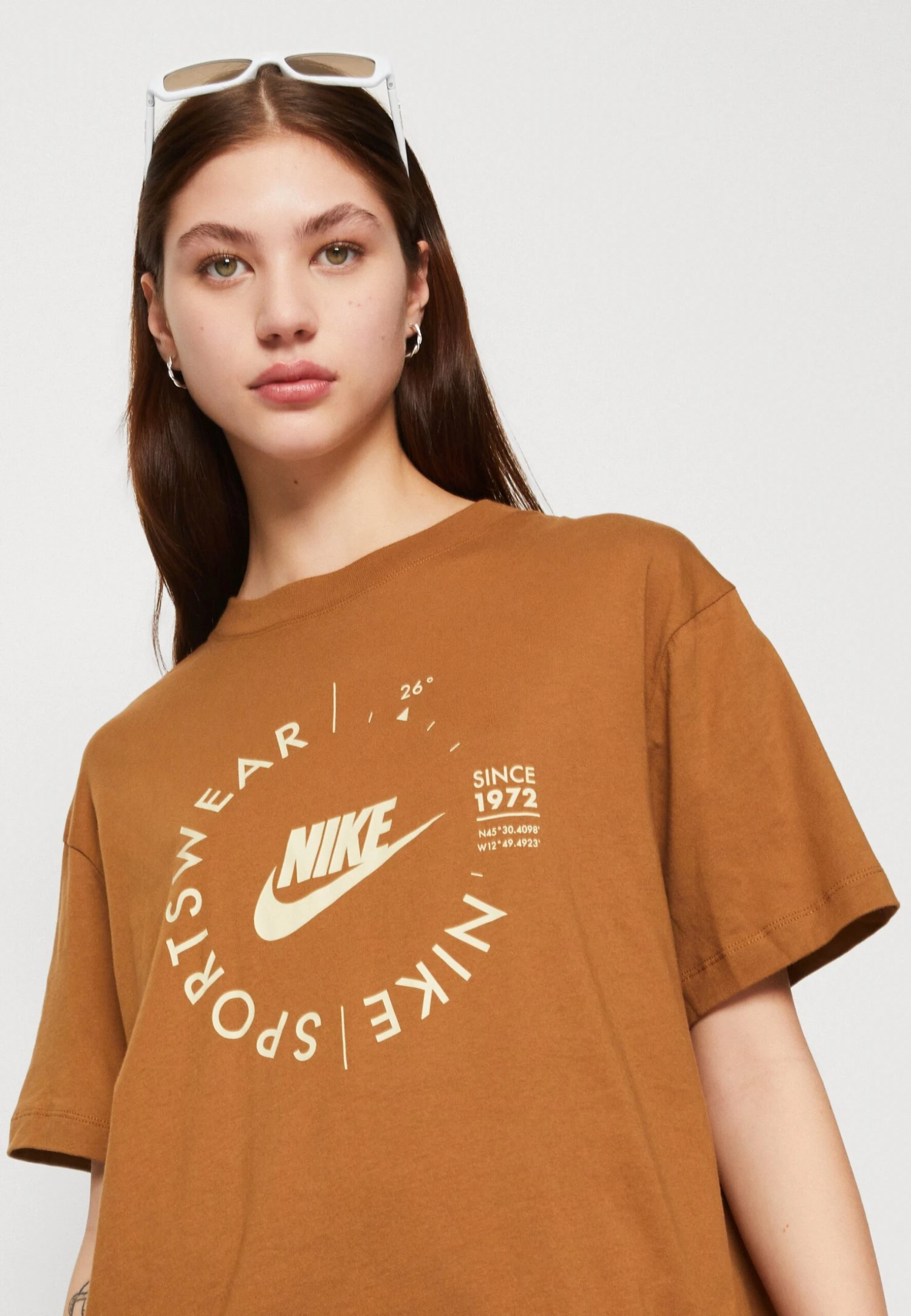 Nike Sportswear W Nsw Bf Prnt Su - Print T-Shirt - Ale Brown - Image 4