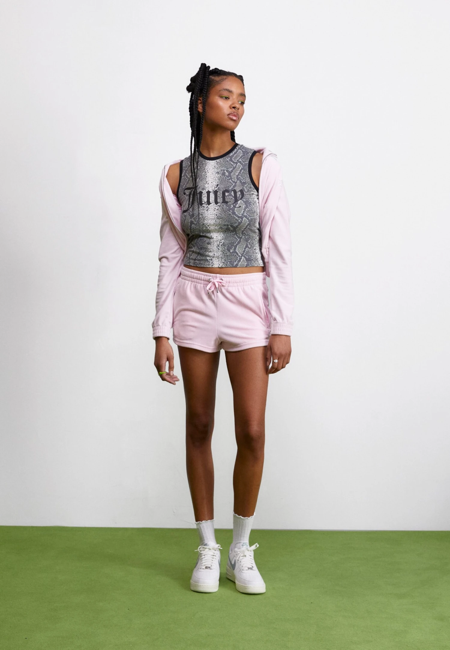 Juicy Couture Classic With Branding - Tracksuit Bottoms - Cherry Blossom - Image 2