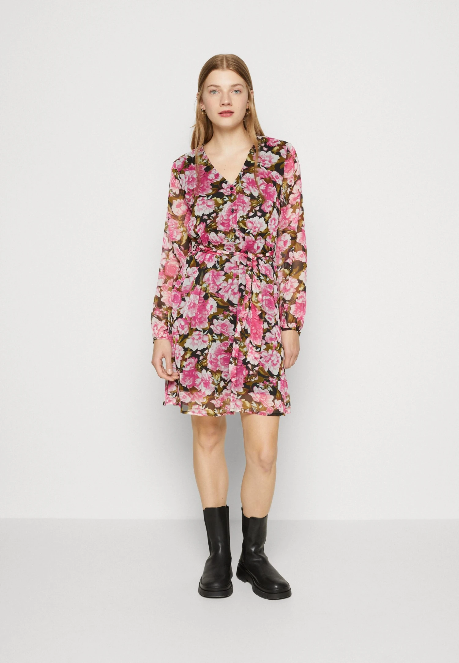 ONLY Onlsaga V Neck Button Dress - Day Dress - Black Rosemary