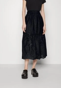 MAX & Co. Linea - A-Line Skirt