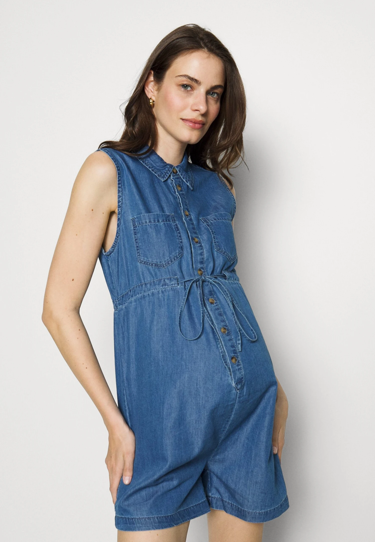 ONLY MATERNITY Olmmilen Playsuit- Jumpsuit - Medium Blue Denim - Image 4
