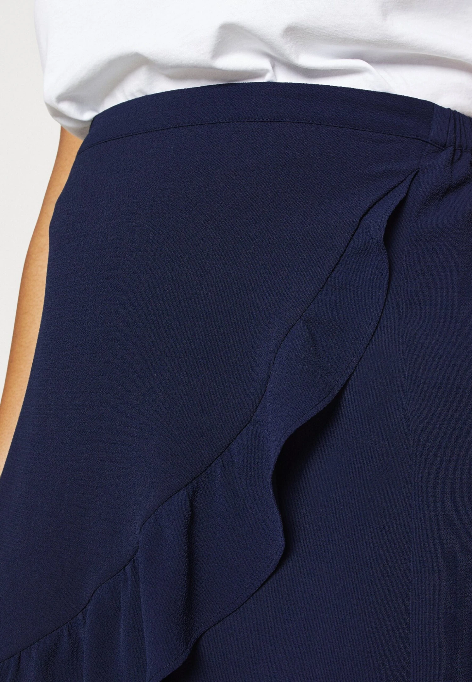 Oncnova Lux Merle Short Skirt- Wrap Skirt - Navy Blazer - Image 7