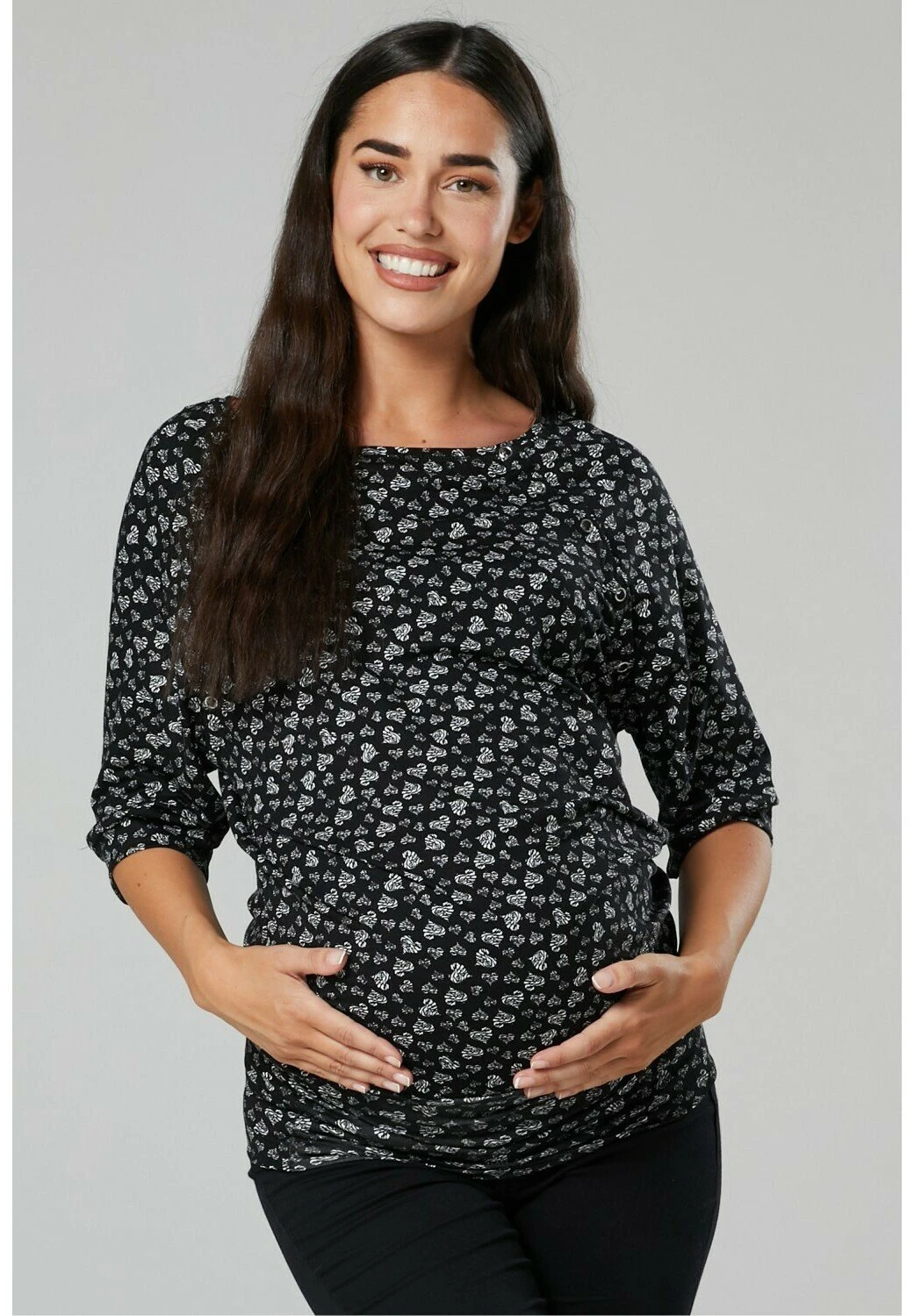 Happy Mama Print T-Shirt - Black With Hearts
