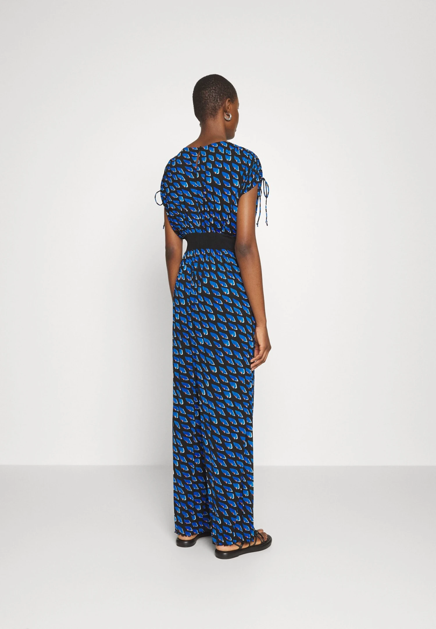 Andra Jumpsuit - Jumpsuit - Betta Scales - Image 3