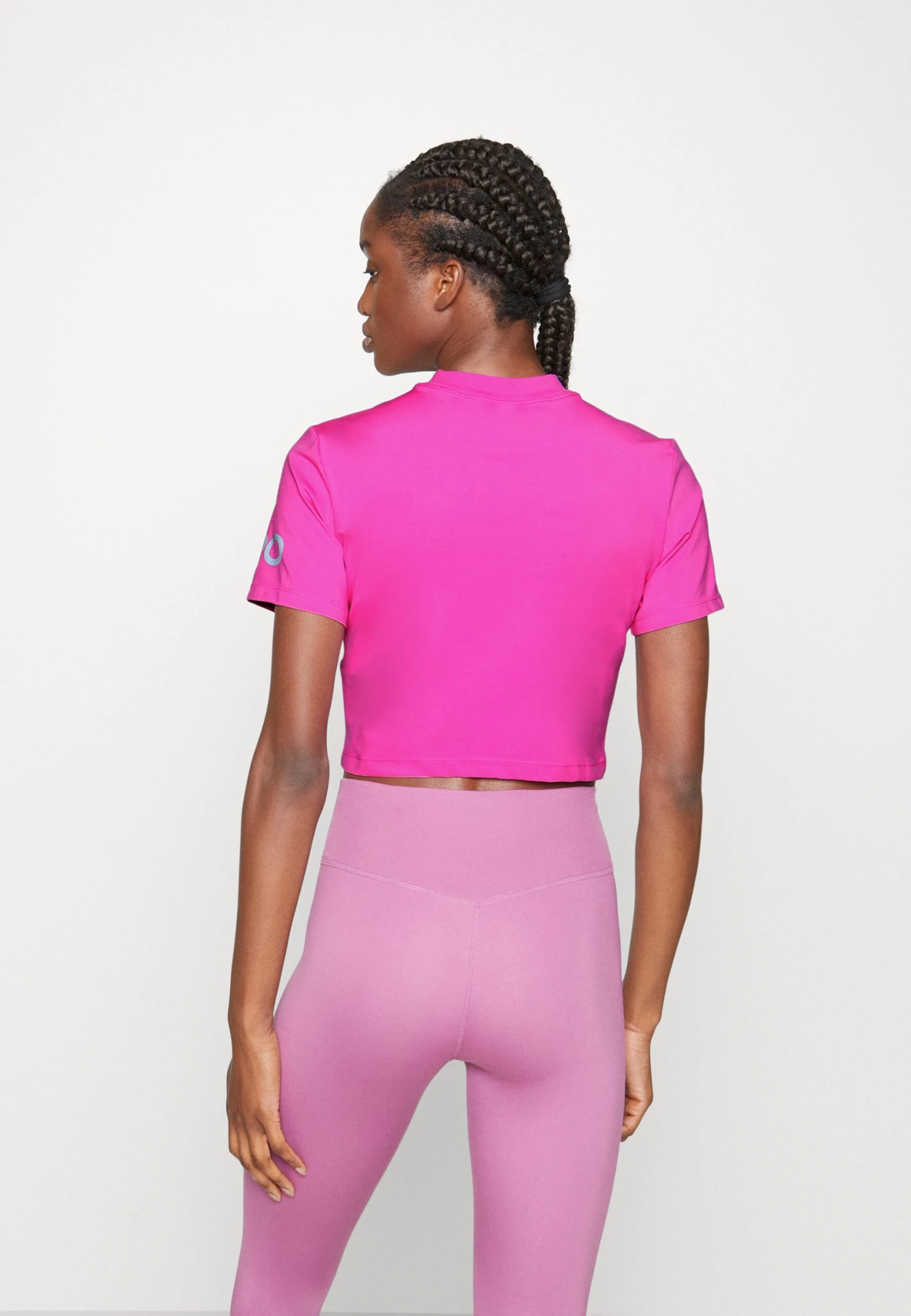 Nike Performance Crop - Sports T-Shirt - Image 3
