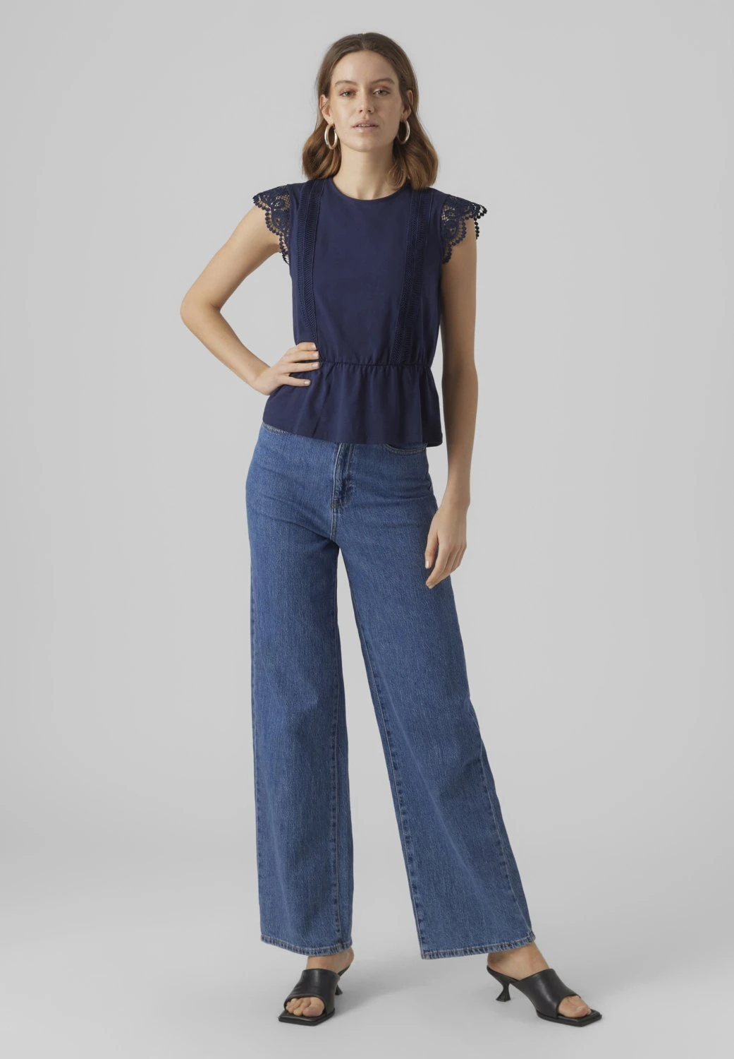 Vero Moda Vmcaia - Print T-Shirt - Image 2