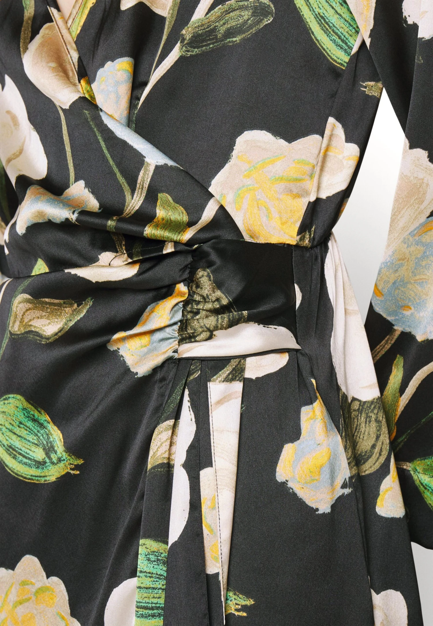 Vero Moda Tall Vmrenee Noa Shorts Dress - Day Dress - Image 5