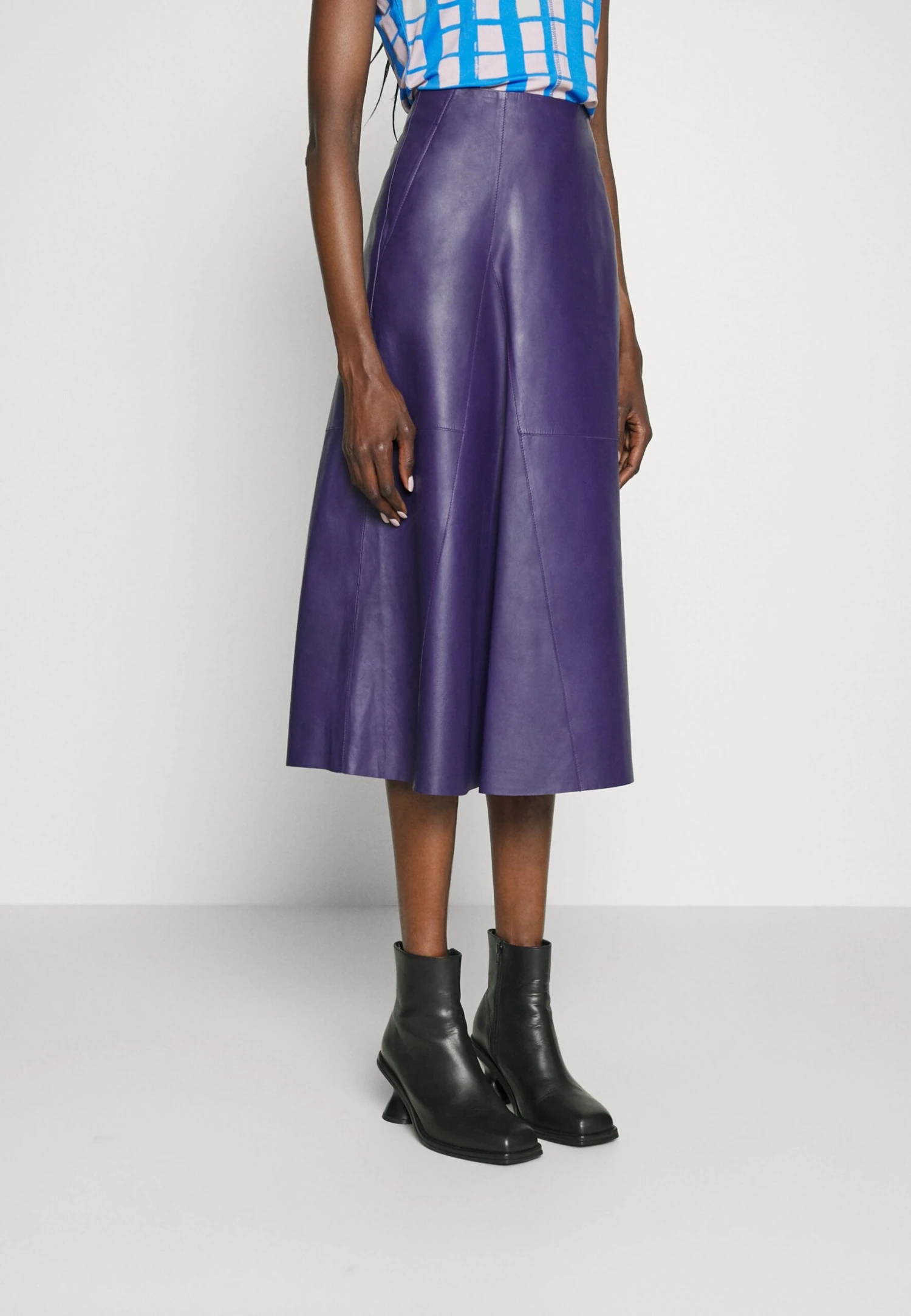 RIANI Leather Skirt - Leather Skirt
