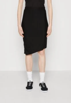 Gestuz Rifa Short Skirt - Pencil Skirt - Black