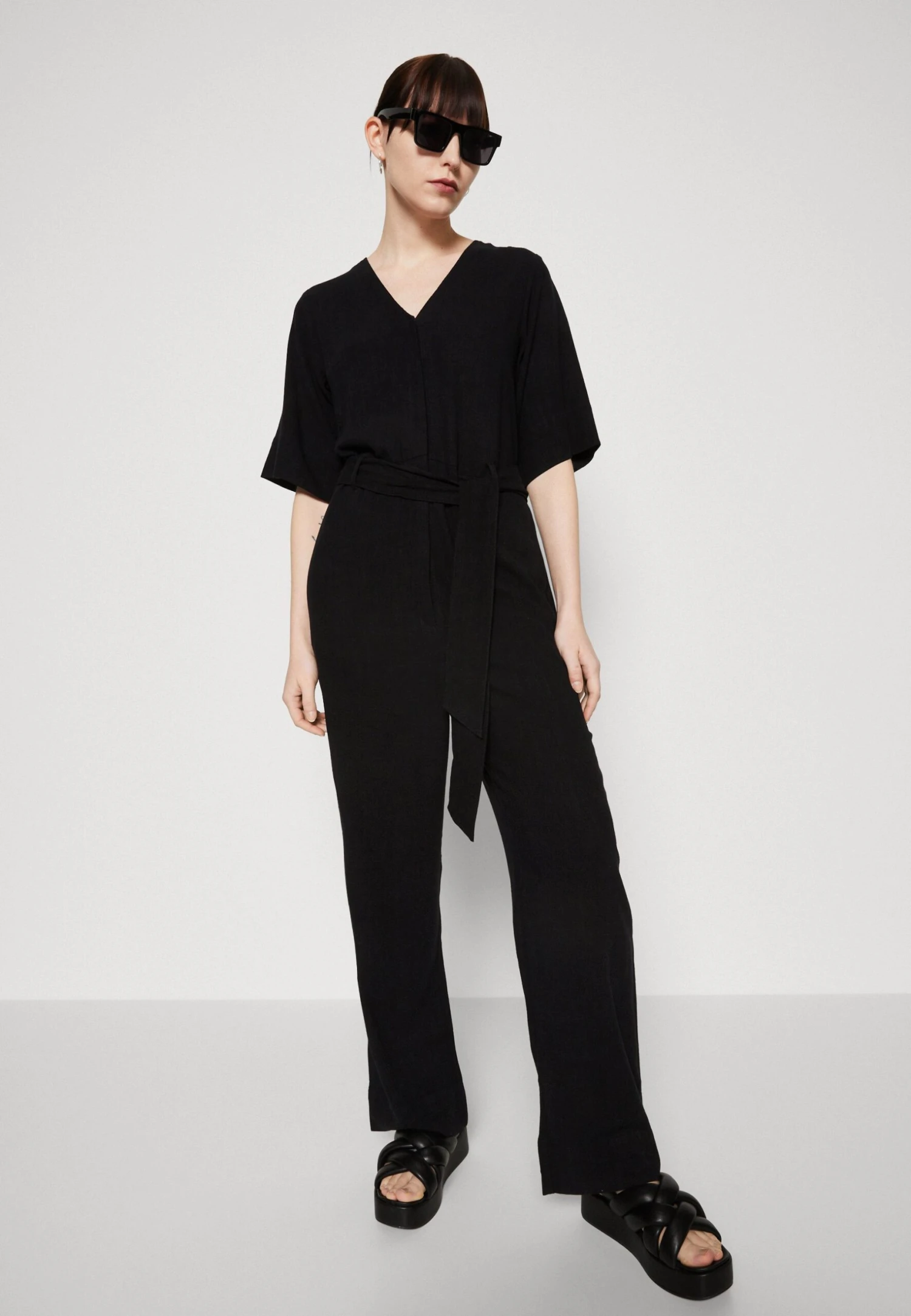 Selected Femme Slfviva Long- Jumpsuit - Black - Image 4