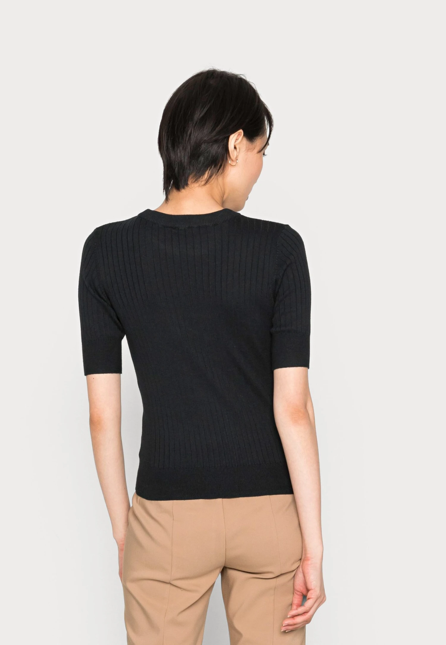 Edc By Esprit Short Sleeve - Basic T-Shirt - Black - Image 3