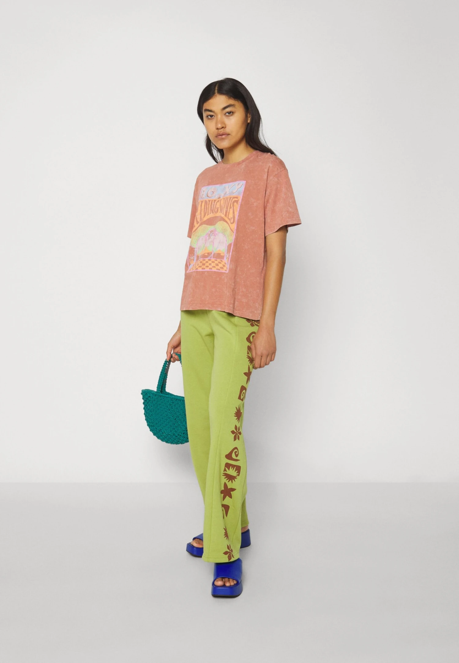 Roxy Girl Need Tees - Print T-Shirt - Cedar Wood - Image 5