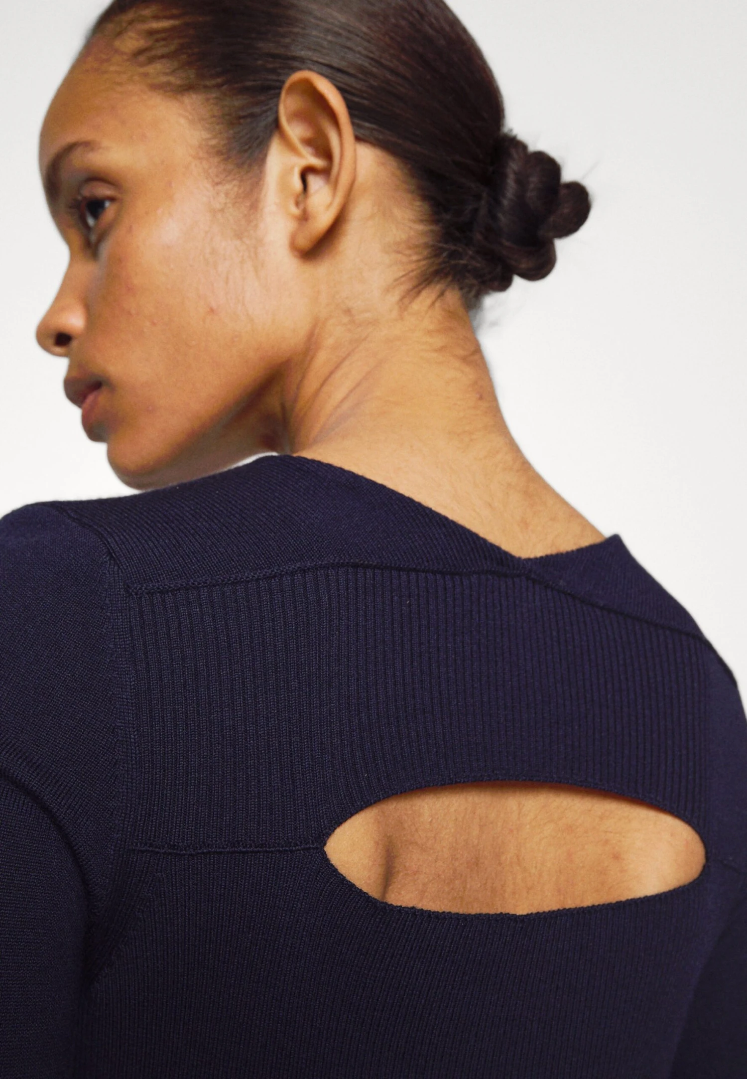 Victoria Beckham V Neck Dress With Cut Out - Jumper Dress - Navy - Image 8