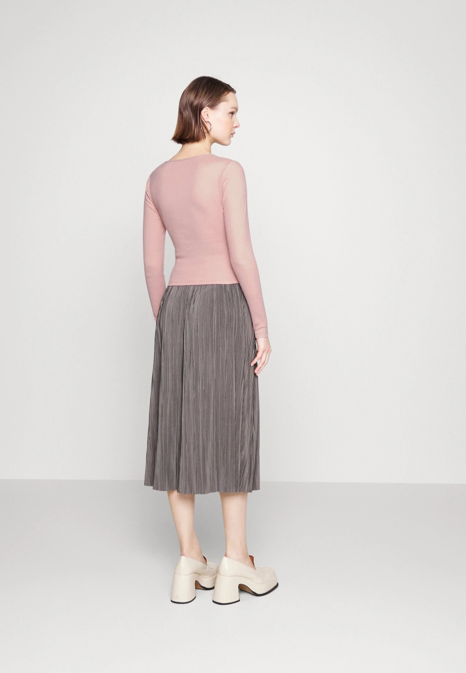 Abercrombie & Fitch Long Sleeved Top - Light Pink - Image 3