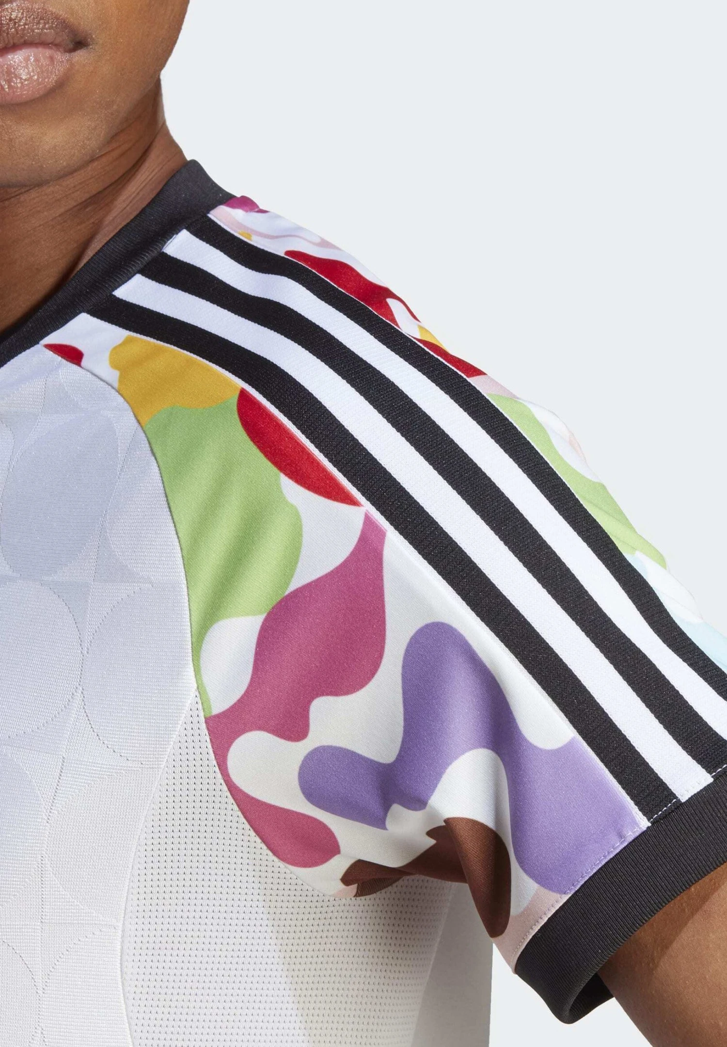 ADIDAS PERFORMANCE Tiro Jsy Pri W - Print T-Shirt - White - Image 3