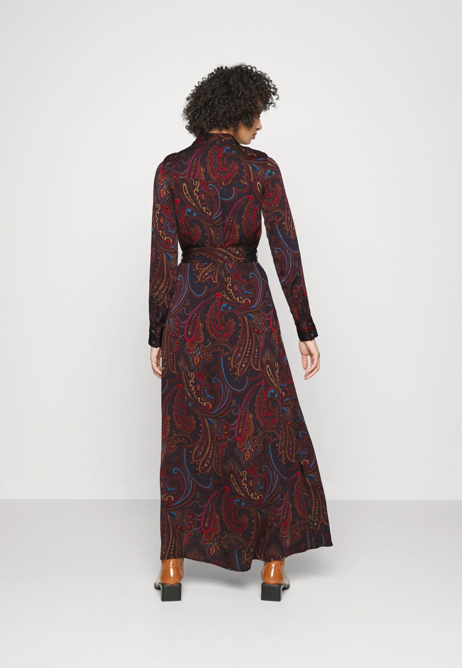 Essential Shirtdress - Shirt Dress - Boho Paisley Print - Image 3
