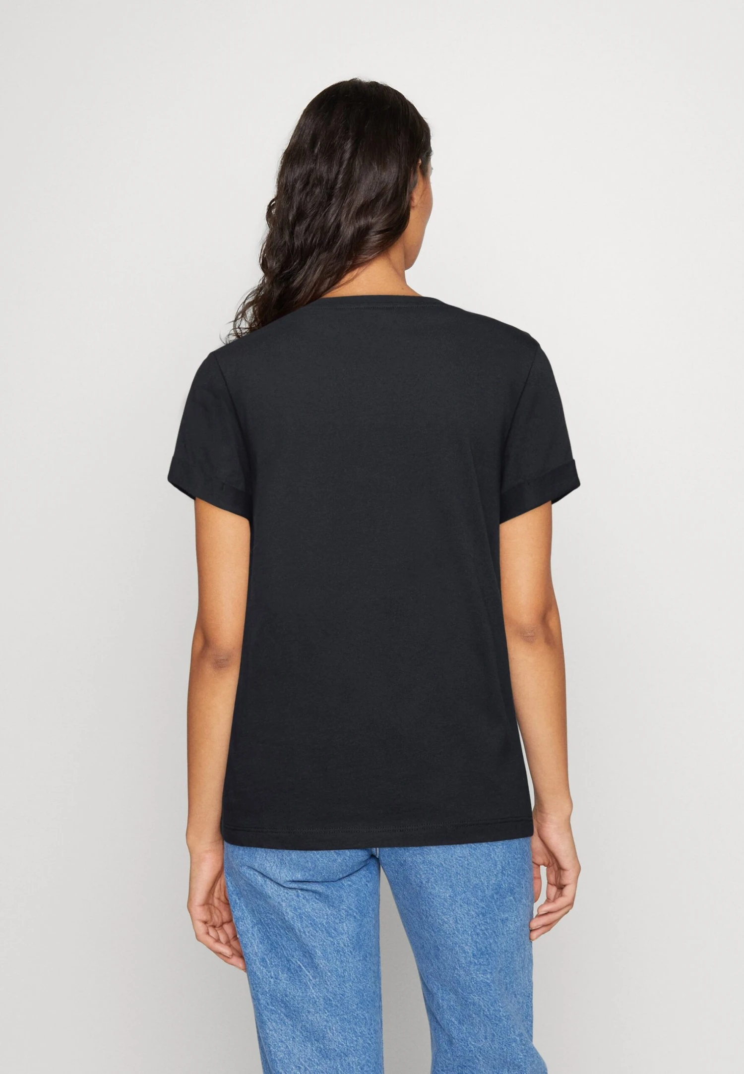 Guess Aurelia Tee - Print T-Shirt - Jet Black - Image 3