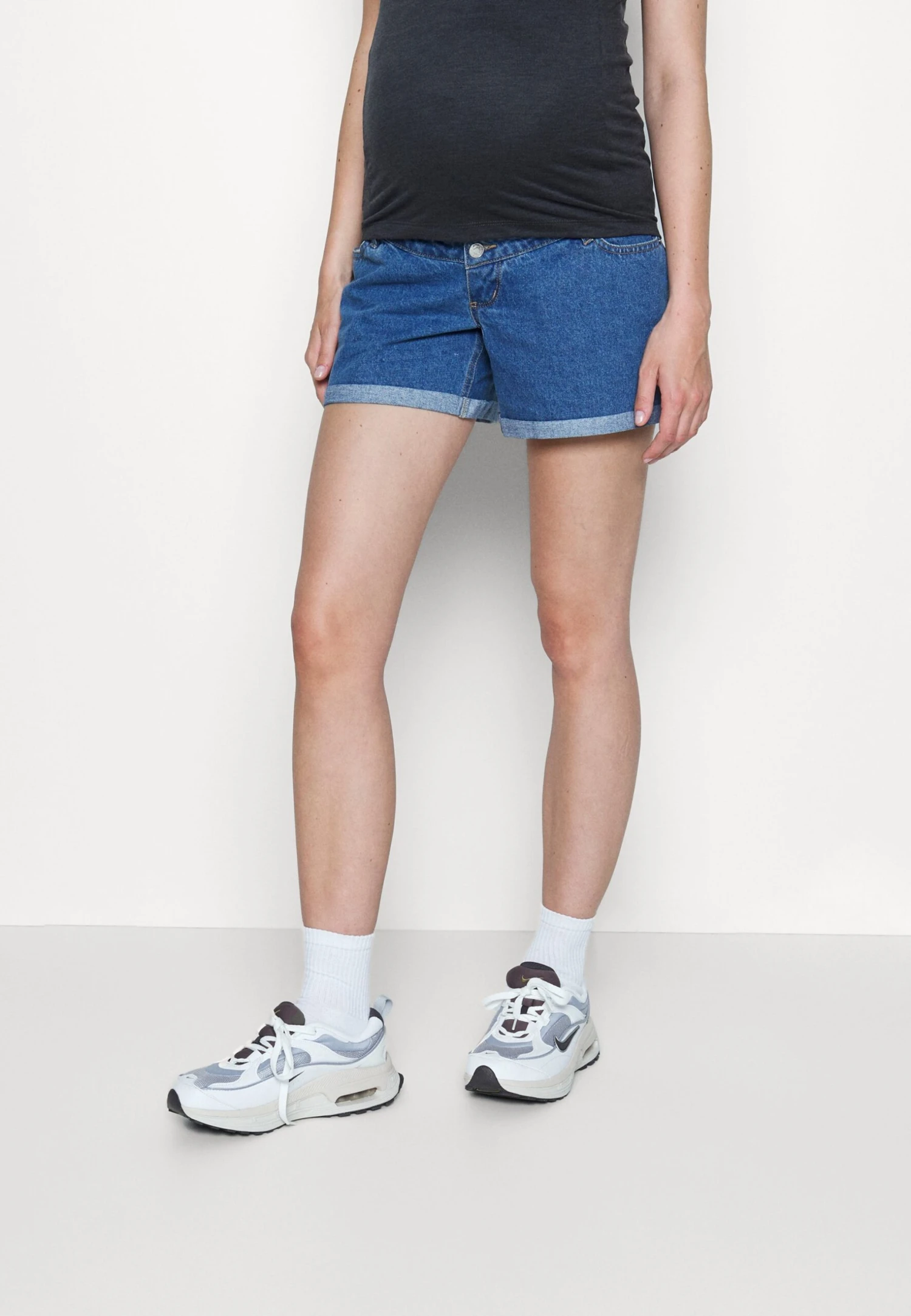 ONLY MATERNITY Olmlega Life Mom - Shorts