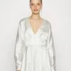 Longsleeve V-Neck Dress - Cocktail Dress / Party Dress - Offwhite