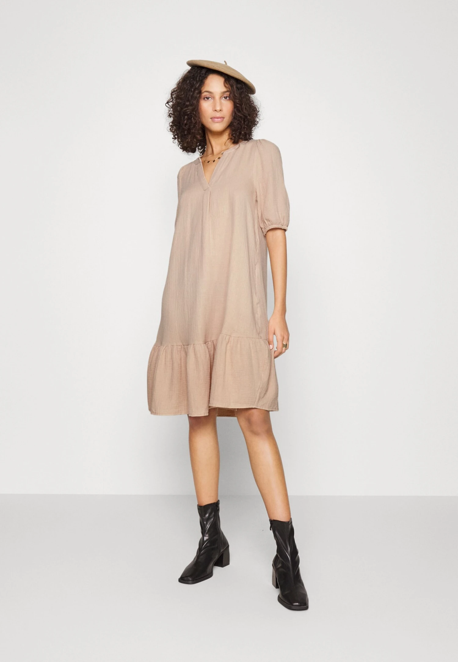 Vero Moda Tall Vmnatali Dress - Day Dress - Irish Cream - Image 2