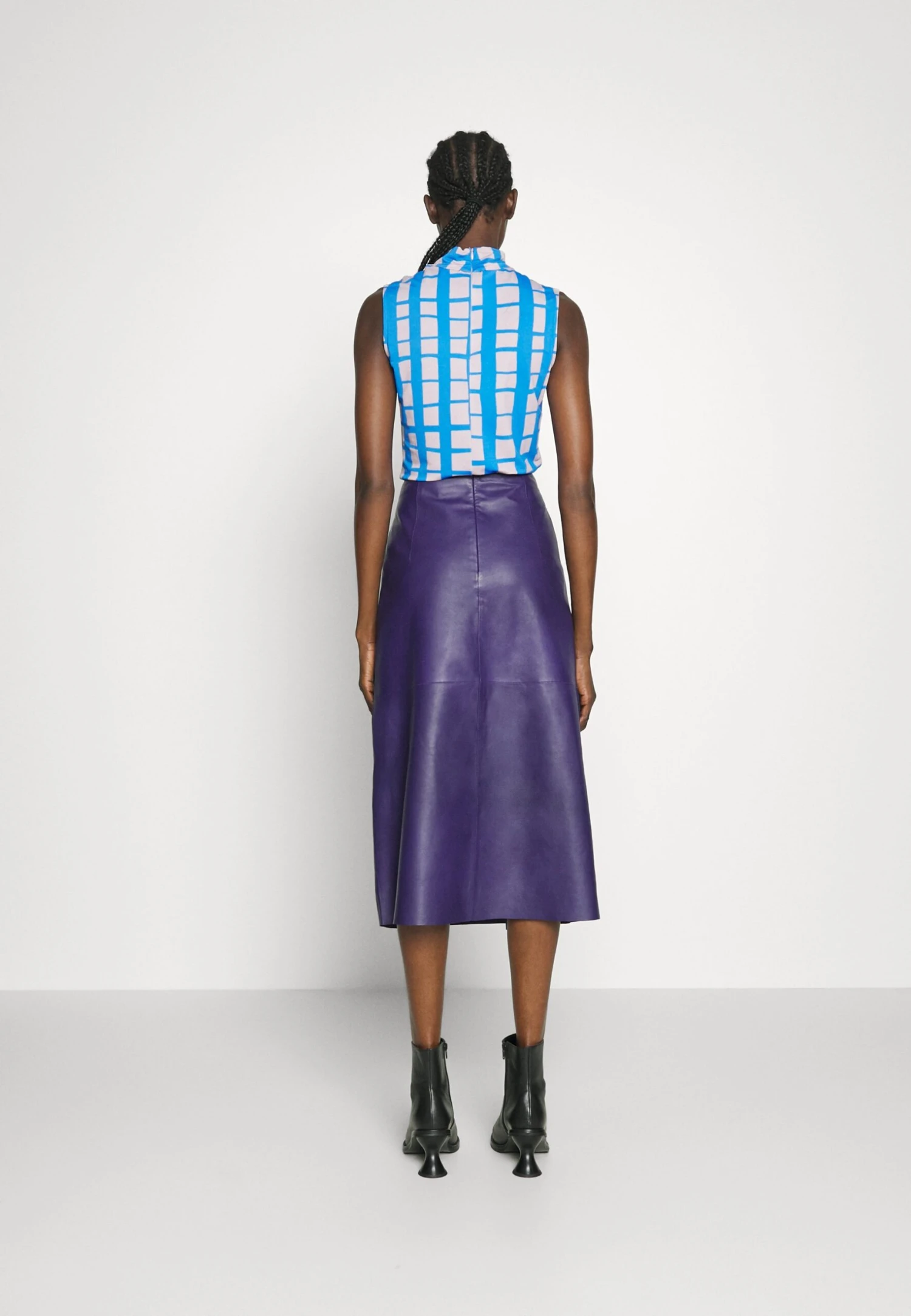 RIANI Leather Skirt - Leather Skirt - Image 3