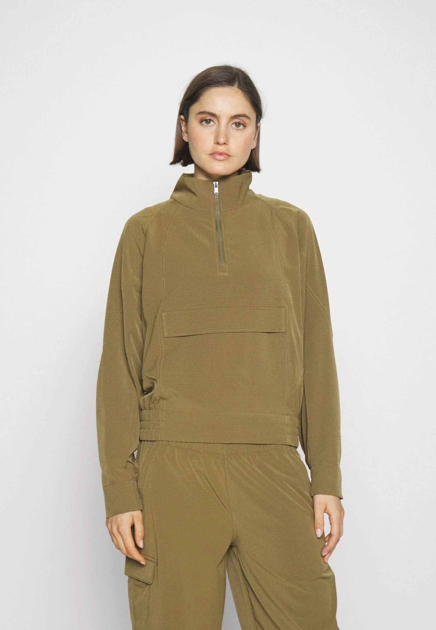 Athleta Boundless Popover - Windbreaker - Acacia Olive