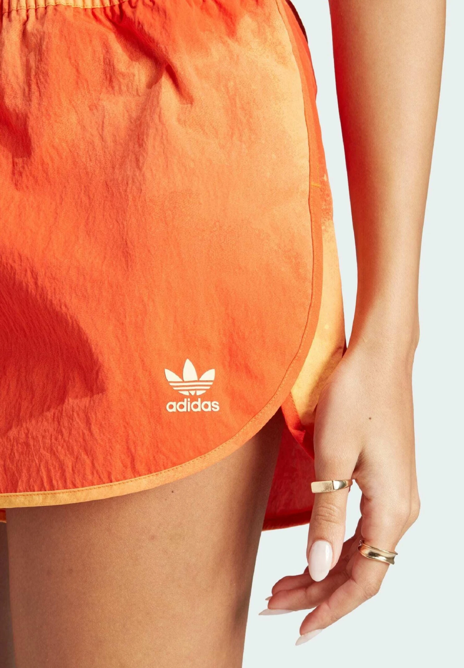 Adidas Originals Colour Fade Runner - Shorts - Image 3