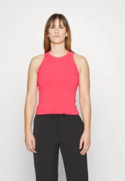 Athleta Renew Racerback Seamless Tank - Top - Amaryllis Pink