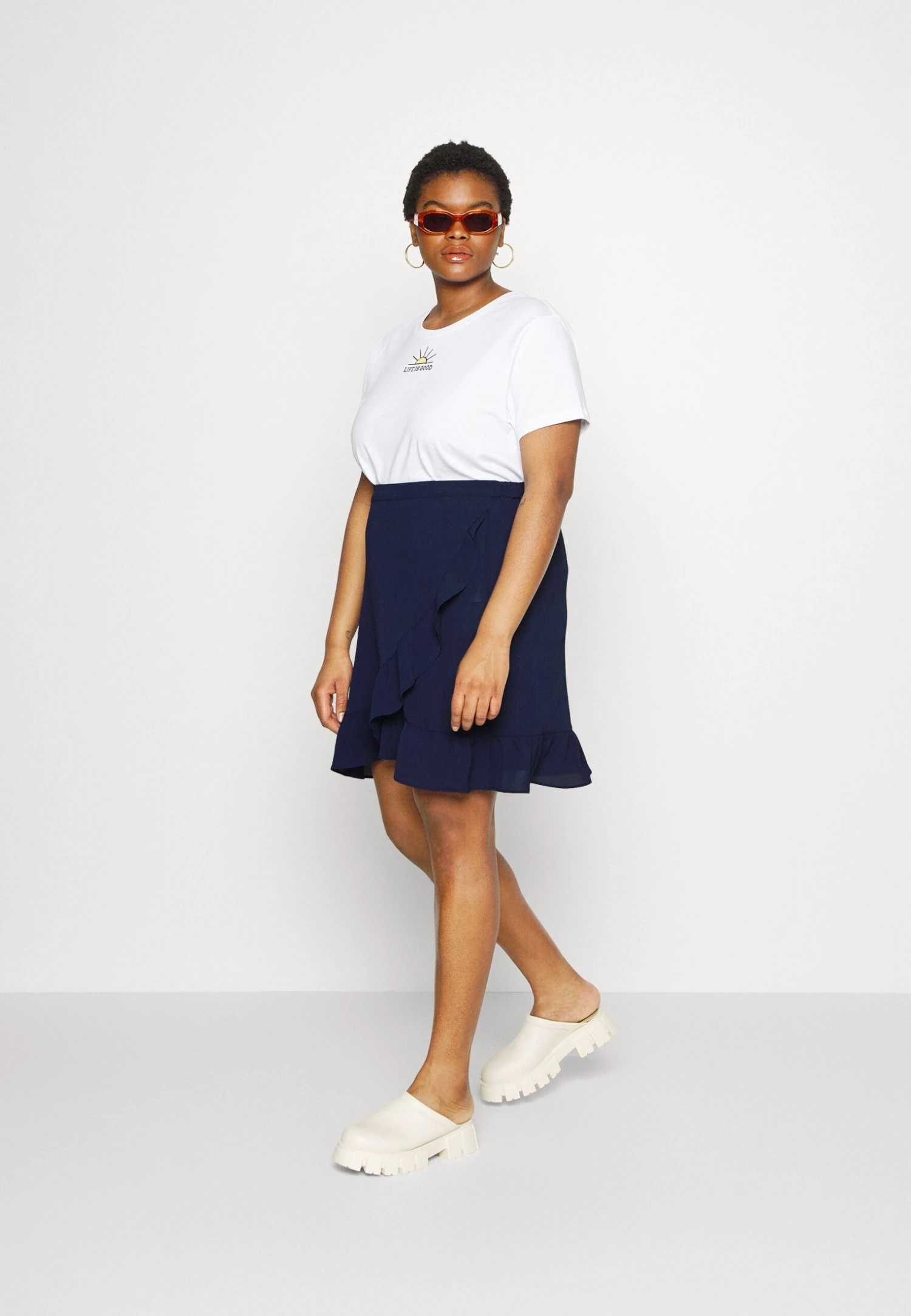 Oncnova Lux Merle Short Skirt- Wrap Skirt - Navy Blazer - Image 2